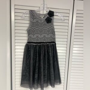 RUUM dress size 7/8 EUC